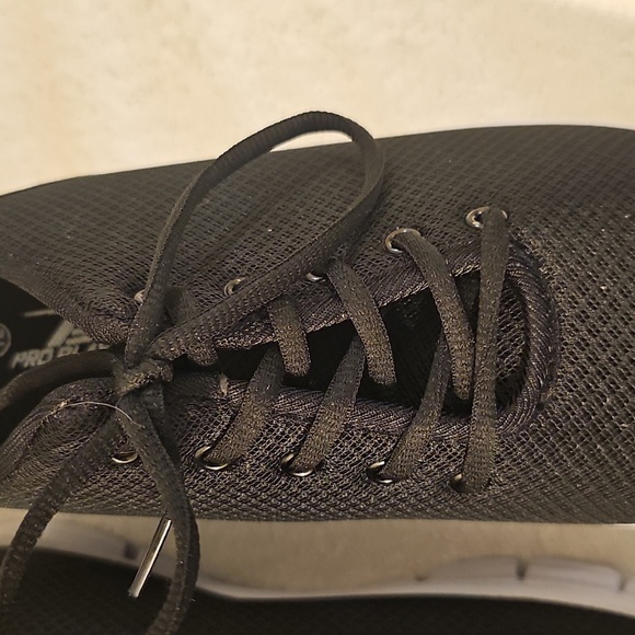 NEW Pro Player Men's Lace Up Athletic Shoe Size 12 Black/White - Picture 11 of 11